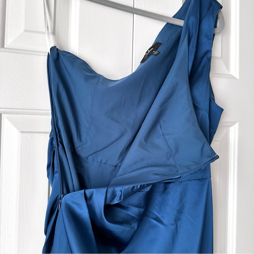 Lulu's Love Me Tonight Navy Blue Satin One-Shoulder Mini Dress Small - Picture 7 of 12